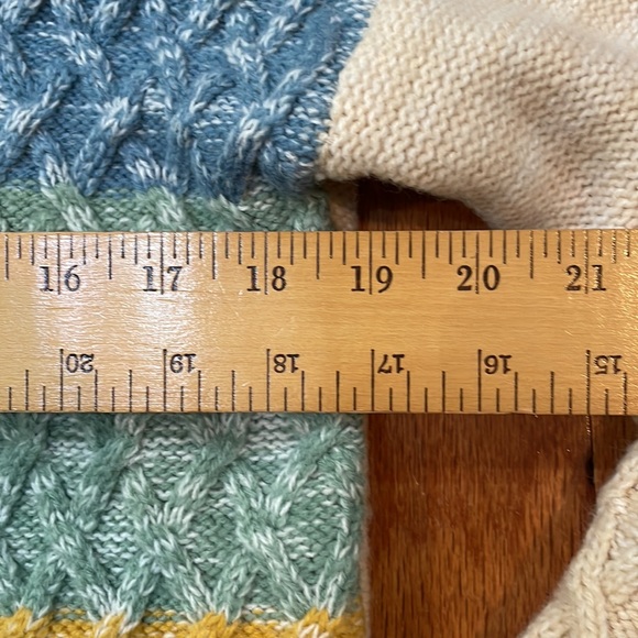 Woman’s Petite Medium Sweater Striped St Johns Bay - Picture 4 of 9